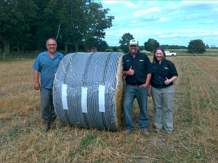 bales stored outdoors B-Wrap™